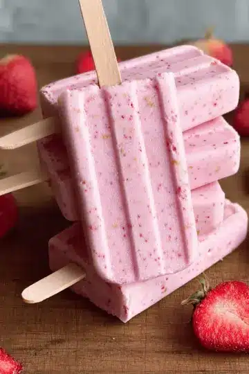 Creamy Strawberry Paletas