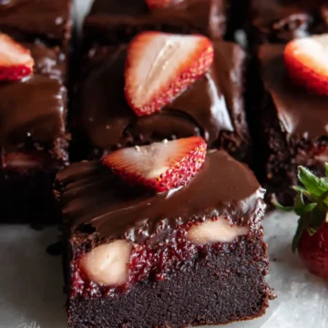 Chocolate-Covered Strawberry Brownies