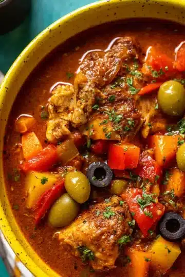 Pollo Guisado (Puerto Rican Chicken Stew)