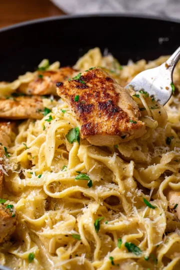 Garlic Parmesan Chicken Pasta